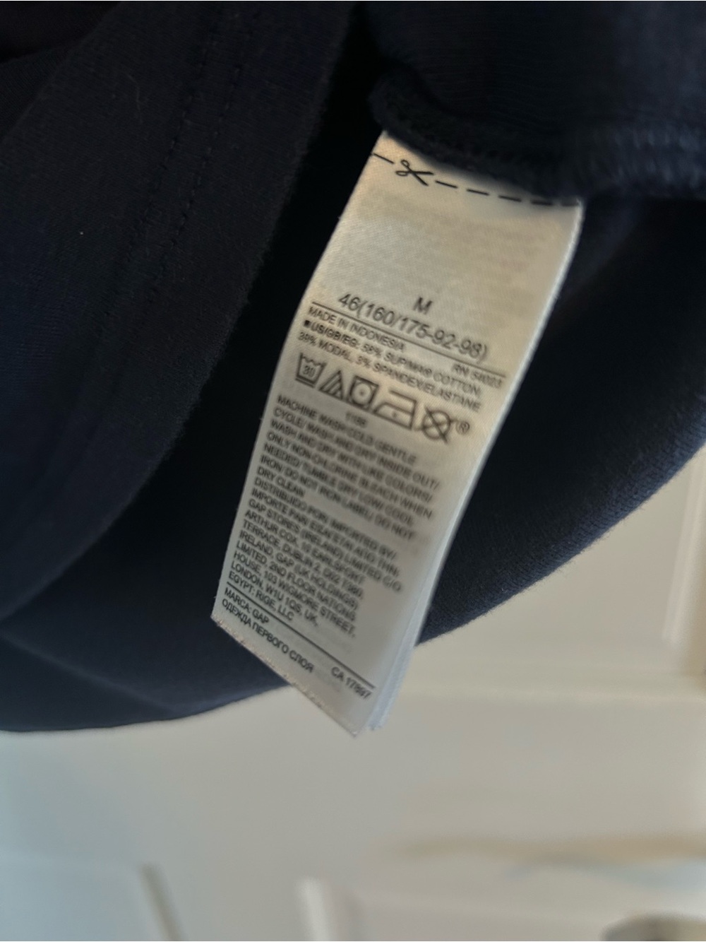 GAP Ribbed Mauve Tee & Gap Navy Crewneck Duo - Picture 8 of 9